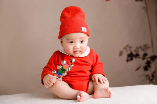 济南3个月宝宝翻身